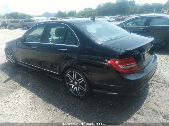 2013 MERCEDES-BENZ C-CLASS C 250 VIN: WDDGF4HB5DA840033