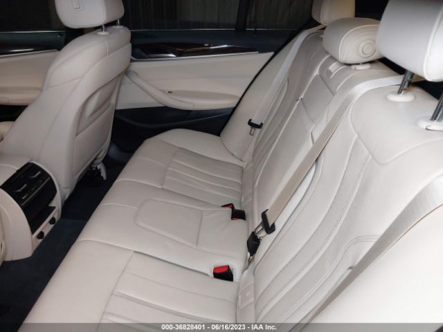 WBAJE7C3XHG890009 BMW 5 Series 540i Xdrive