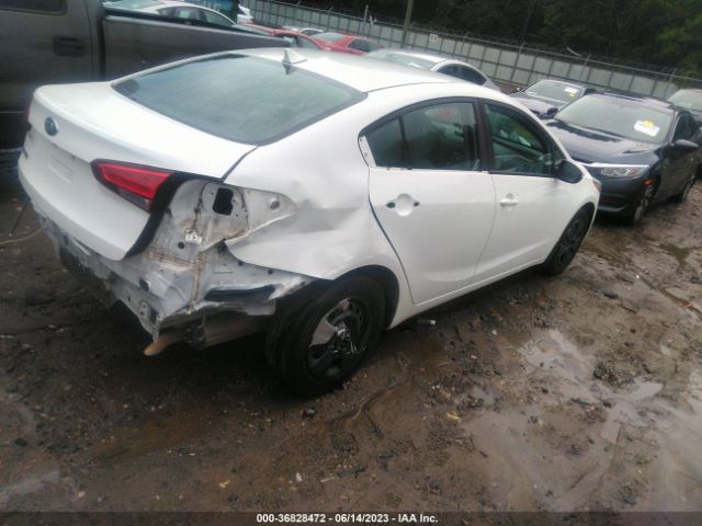 3KPFK4A72HE028389 KIA FORTE LX