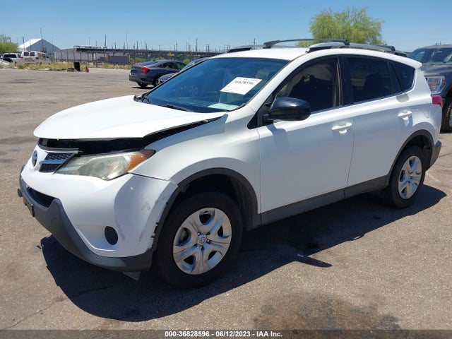 Toyota RAV4 LE 2015 2T3ZFREV8FW131129 Image 2