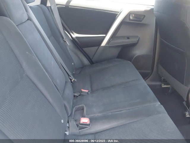 Toyota RAV4 LE 2015 2T3ZFREV8FW131129 Image 14