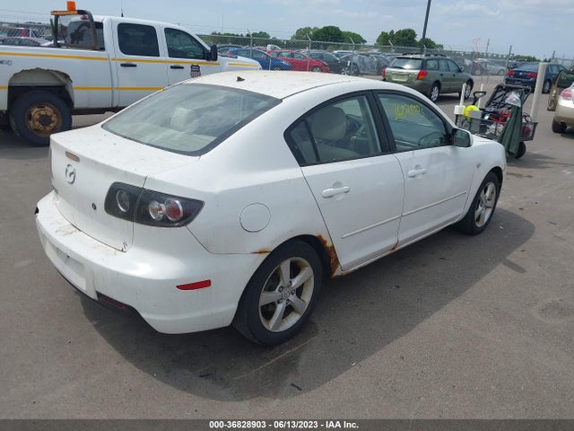 2007 MAZDA MAZDA3 I TOURING VIN: JM1BK32FX71726264