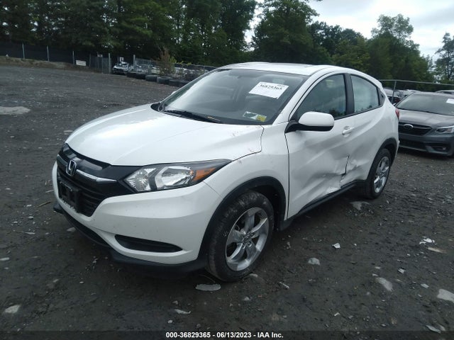 Honda HR-V LX 2016 3CZRU6H31GM747556 Image 2