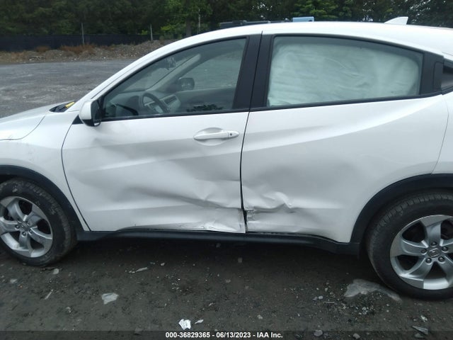 Honda HR-V LX 2016 3CZRU6H31GM747556 Image 6