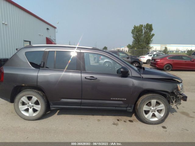 1C4NJDBB8GD637584 Jeep Compass Sport