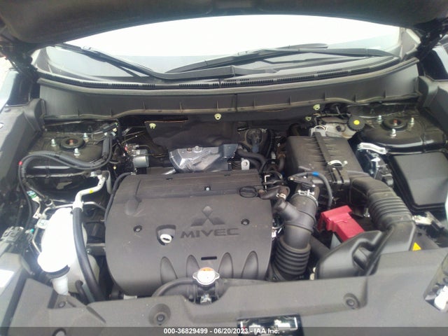 JA4APVAU7NU022442 Mitsubishi Outlander Sport Se