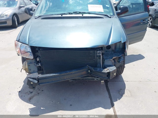2005 CHRYSLER TOWN & COUNTRY TOURING VIN: 2C8GP54L25R189483