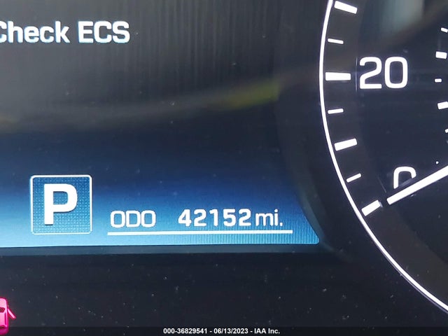 2016 Hyundai Equus, VIN: KMHGH4JH0GU101010