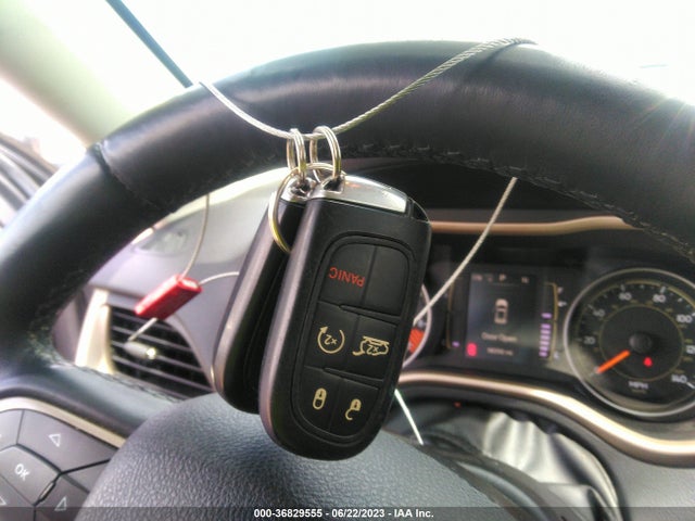 1C4PJLCB5FW579499 Jeep Cherokee Latitude