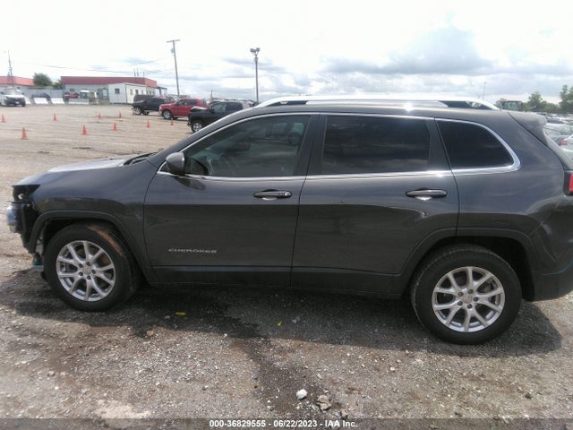 1C4PJLCB5FW579499 Jeep Cherokee Latitude