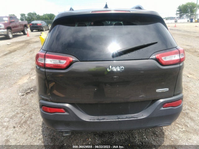 1C4PJLCB5FW579499 Jeep Cherokee Latitude