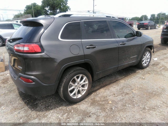 1C4PJLCB5FW579499 Jeep Cherokee Latitude