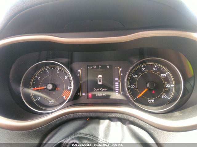 1C4PJLCB5FW579499 Jeep Cherokee Latitude