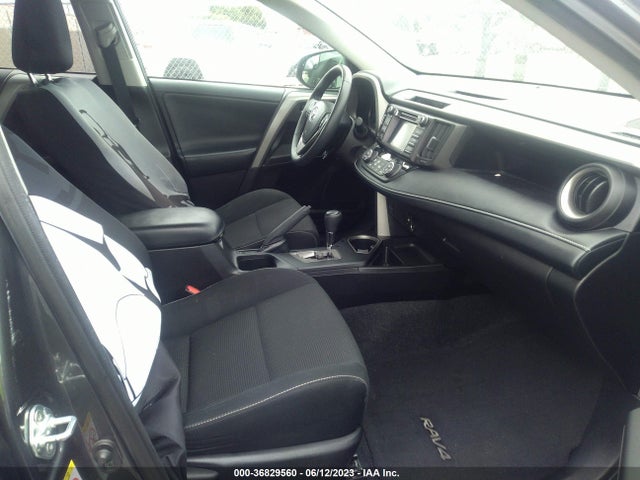 2018 TOYOTA RAV4 XLE VIN: 2T3WFREV7JW410986