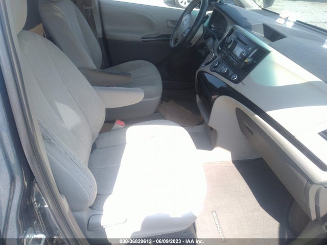 Toyota Sienna L 2014 5TDZK3DC6ES507092 Image 11