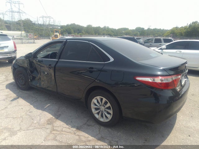 Toyota CAMRY LE 2015 4T4BF1FK3FR507435 Image 3