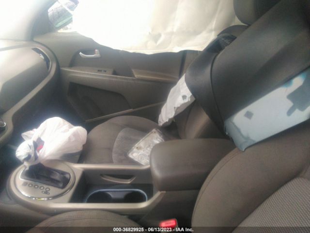KNDPB3AC4E7604930 KIA Sportage Lx