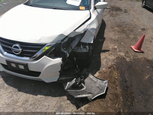 1N4AL3AP9JC239318 Nissan Altima 2.5 Sv
