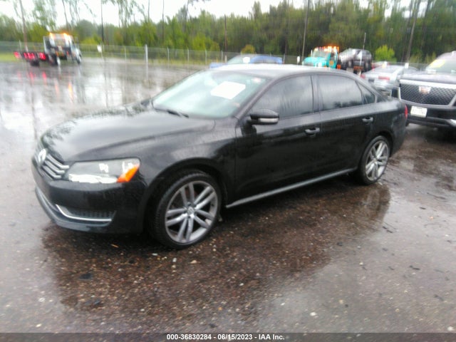 2015 VOLKSWAGEN PASSAT 1.8T S VIN: 1VWAS7A33FC024944