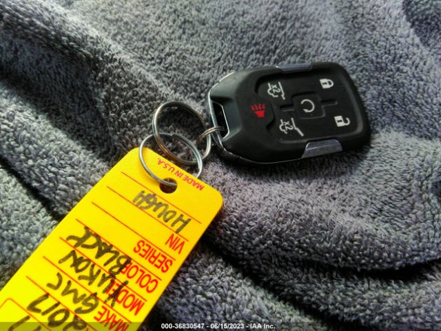 1GKS2GKC9HR214838 GMC Yukon Xl Slt