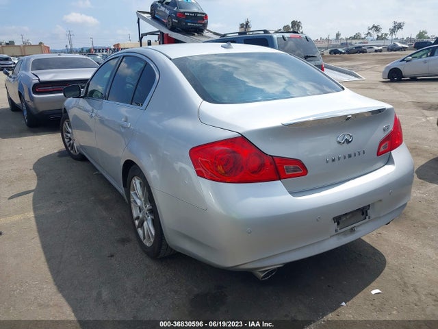 2011 INFINITI G37 JN1CV6AP8BM304852 Photo 2