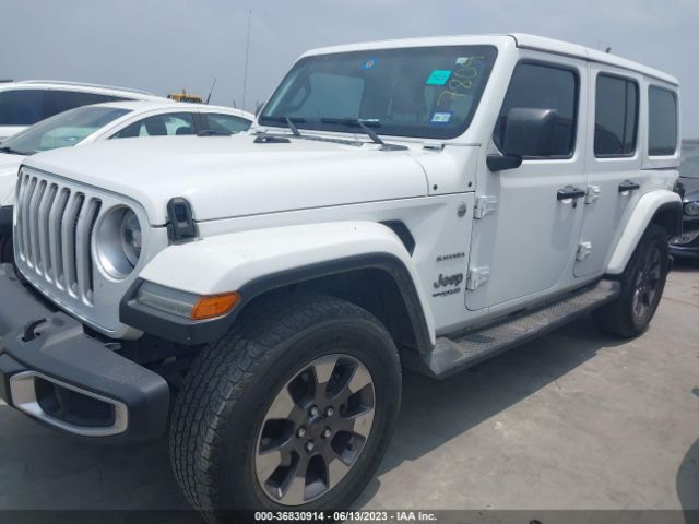 1C4HJXEG5JW167015 Jeep Wrangler Unlimited Sahara