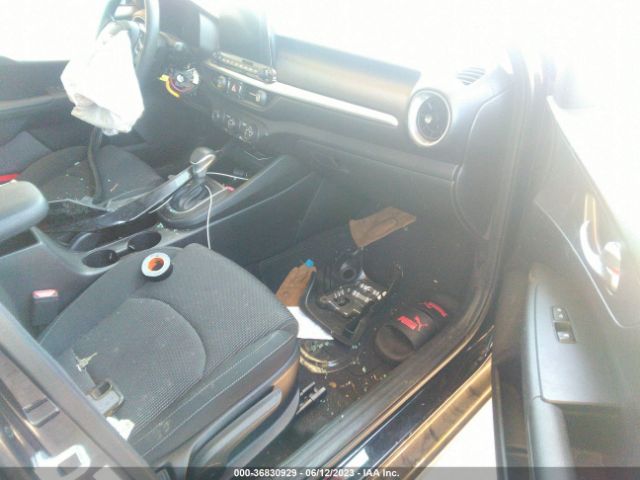 3KPF24AD8LE157719 KIA Forte Lxs