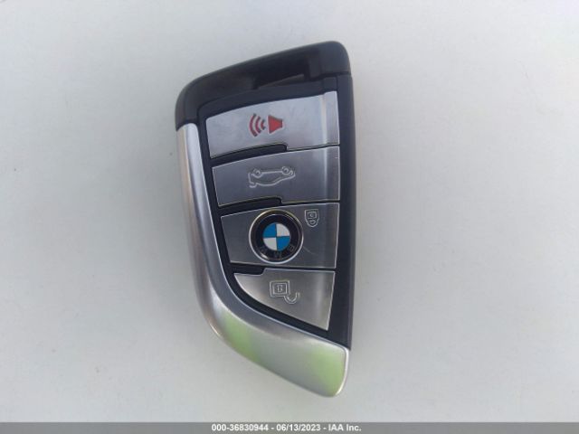 WBAJA9C50JB034195 BMW 5 Series 530e Iperformance