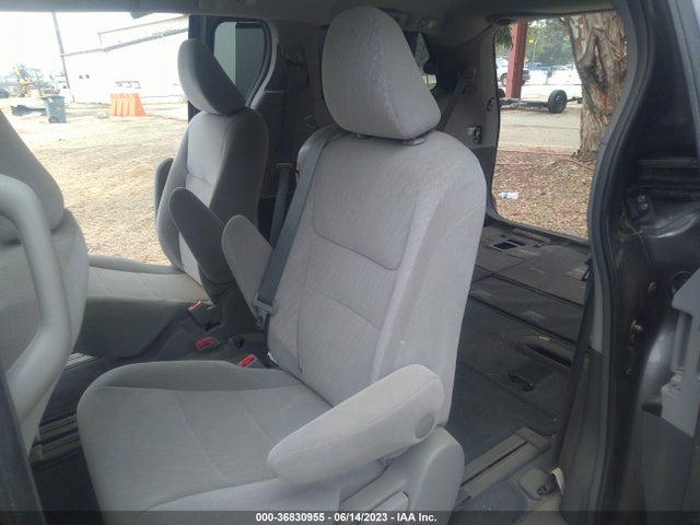 2017 TOYOTA SIENNA LE VIN: 5TDKZ3DC1HS829589