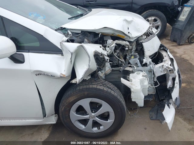 Toyota Prius Four 2015 JTDKN3DU9F1941104 Image 12