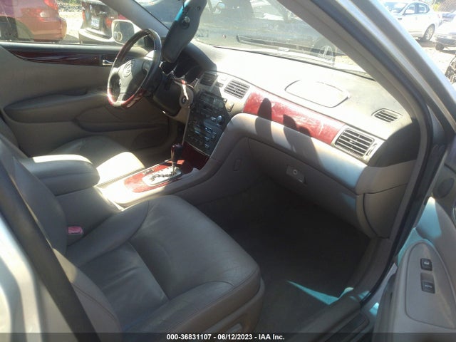 2004 LEXUS ES 330 VIN: JTHBA30GX45013849