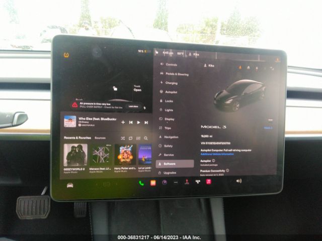 5YJ3E1EA5NF230700 Tesla MODEL 3