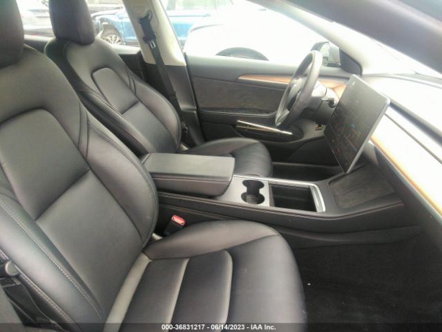 5YJ3E1EA5NF230700 Tesla MODEL 3