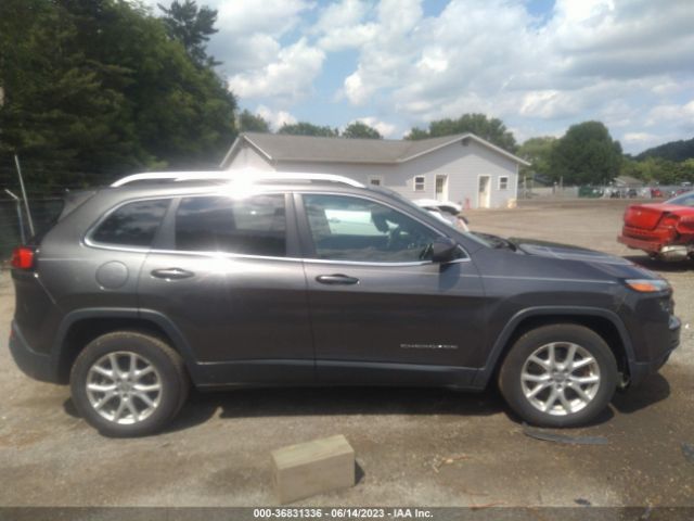 1C4PJLCB6GW208613 Jeep Cherokee Latitude