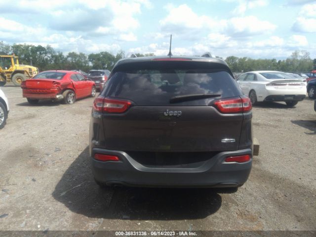 1C4PJLCB6GW208613 Jeep Cherokee Latitude