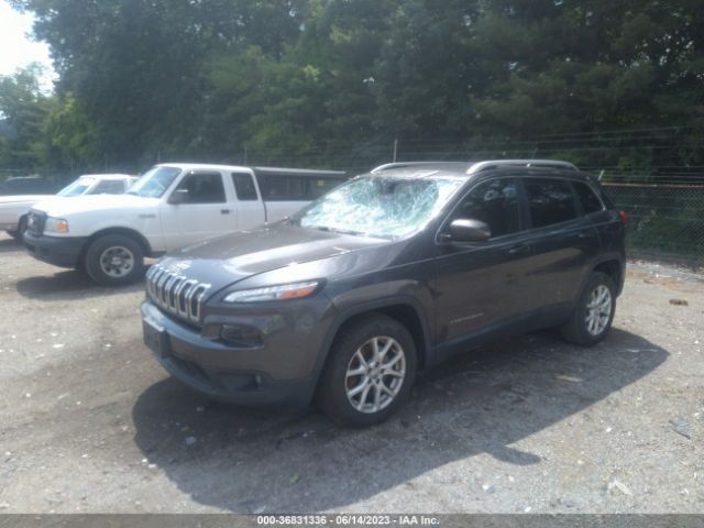 1C4PJLCB6GW208613 Jeep Cherokee Latitude