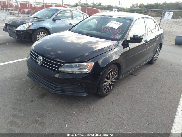 3VWD17AJ2FM356497 Volkswagen Jetta Sedan 1.8t Se