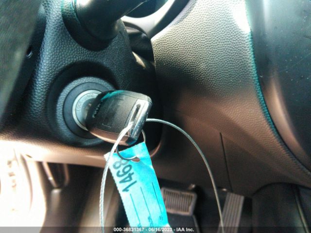 KNDJN2A29J7595750 KIA Soul Base