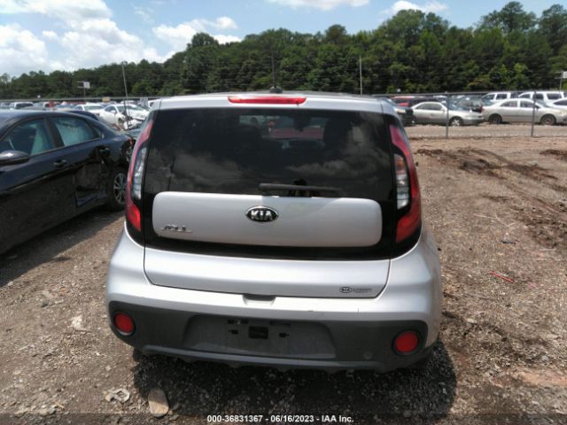 KNDJN2A29J7595750 KIA Soul Base
