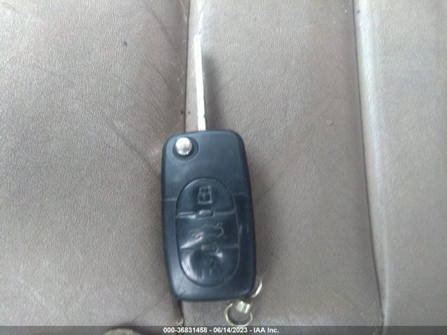 2000 AUDI A6 VIN: WAUED24B7YN097209