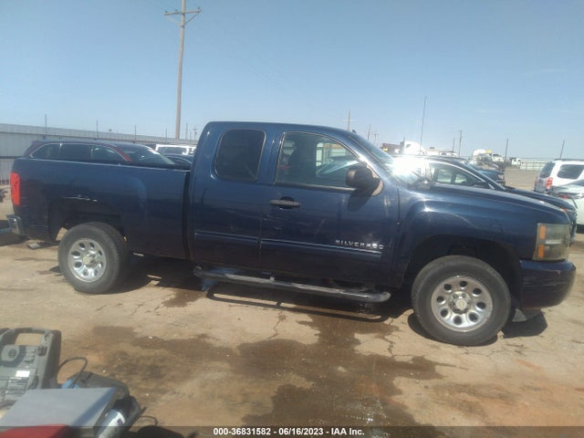 2011 CHEVROLET SILVERADO 1500 LS VIN: 1GCRCREA5BZ280422