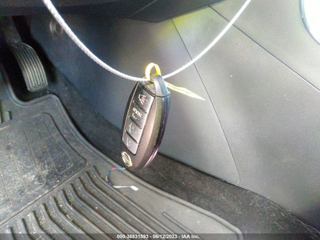 2015 NISSAN SENTRA SV VIN: 3N1AB7AP4FL650323