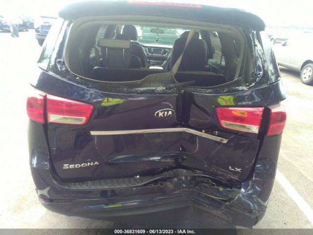 KNDMB5C17J6385987 KIA SEDONA LX