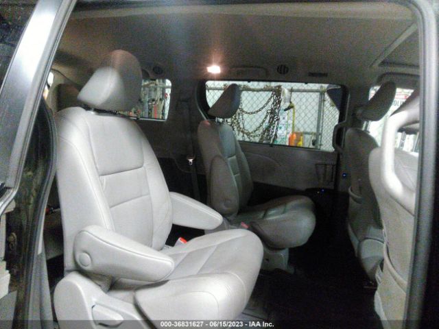5TDDZ3DC9KS222727 Toyota SIENNA XLE