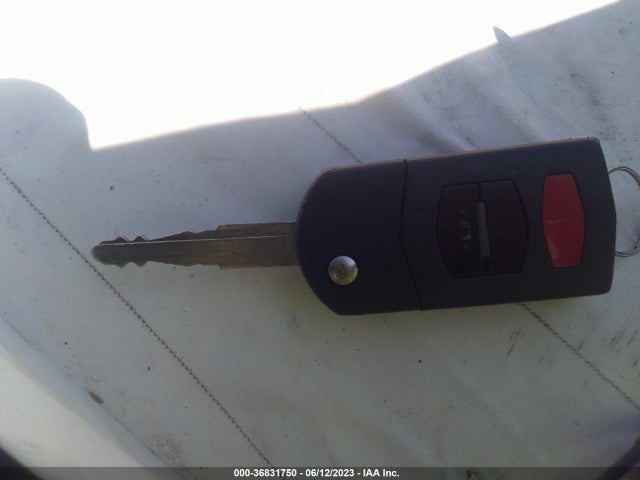 Mazda Mazda5 Sport 2014 JM1CW2BL3E0168138 Image 3