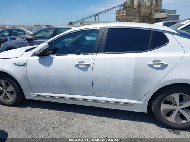 KNAGM4AD0E5066132 KIA Optima Hybrid Lx