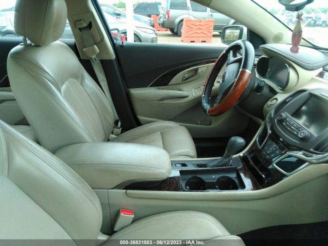 1G4GB5GR8EF171430 Buick Lacrosse Leather