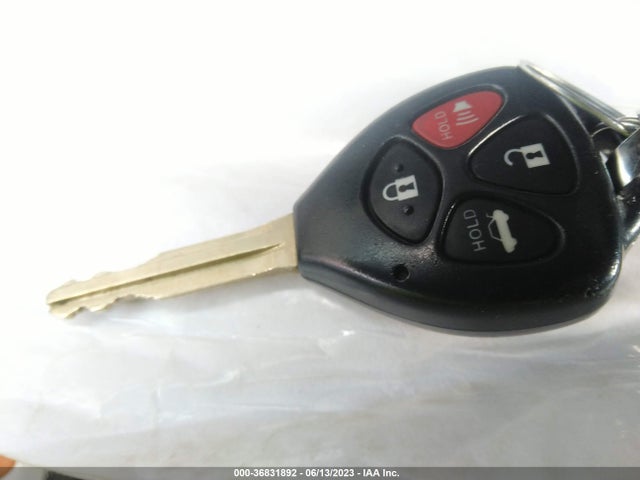 2013 TOYOTA COROLLA LE VIN: 5YFBU4EE0DP118067
