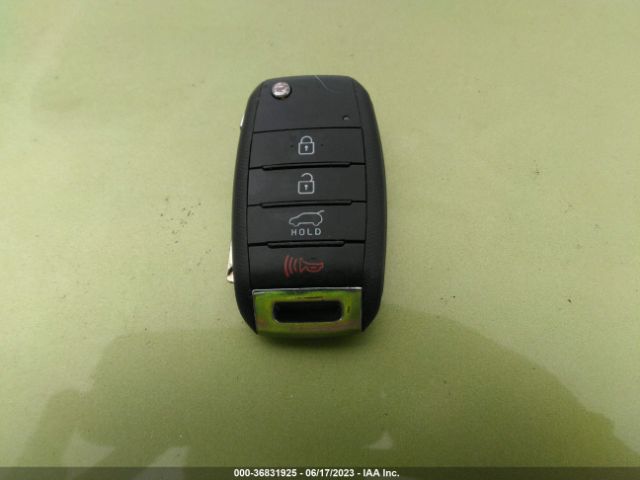 KNDJN2A26E7742905 KIA Soul Base