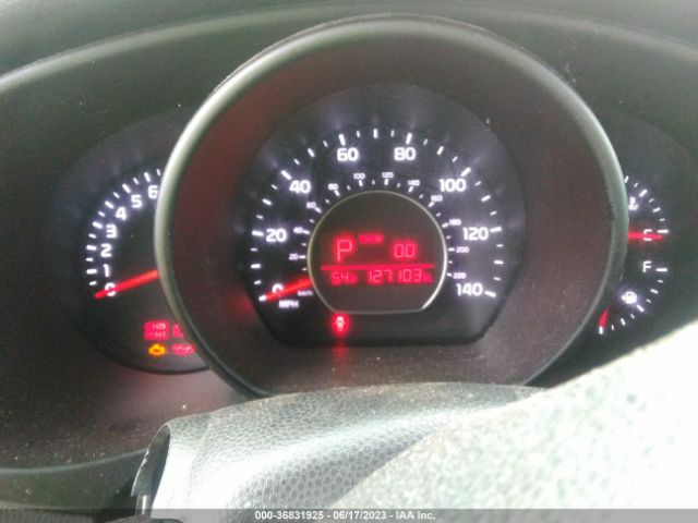 KNDJN2A26E7742905 KIA Soul Base